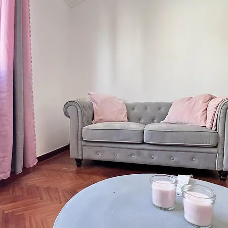 Pink Panther Apartmán A Coruña